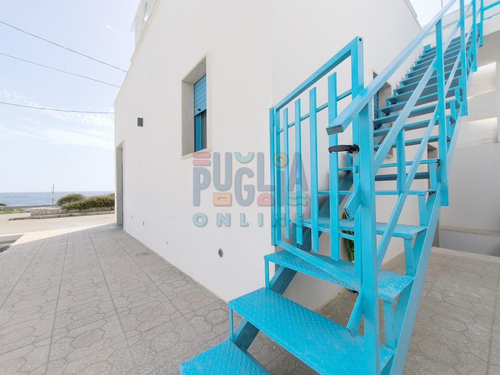 شقة Bilocale Blue House Fronte Mare, A Posto Rosso Capilungo المظهر الخارجي الصورة